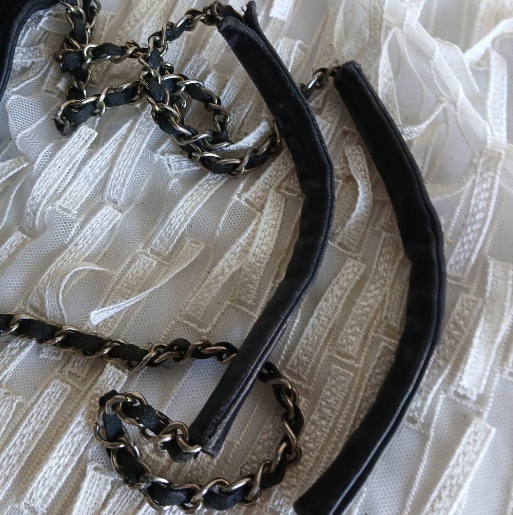 Chanel 80's Bucket Bag - Picture 13 of 16